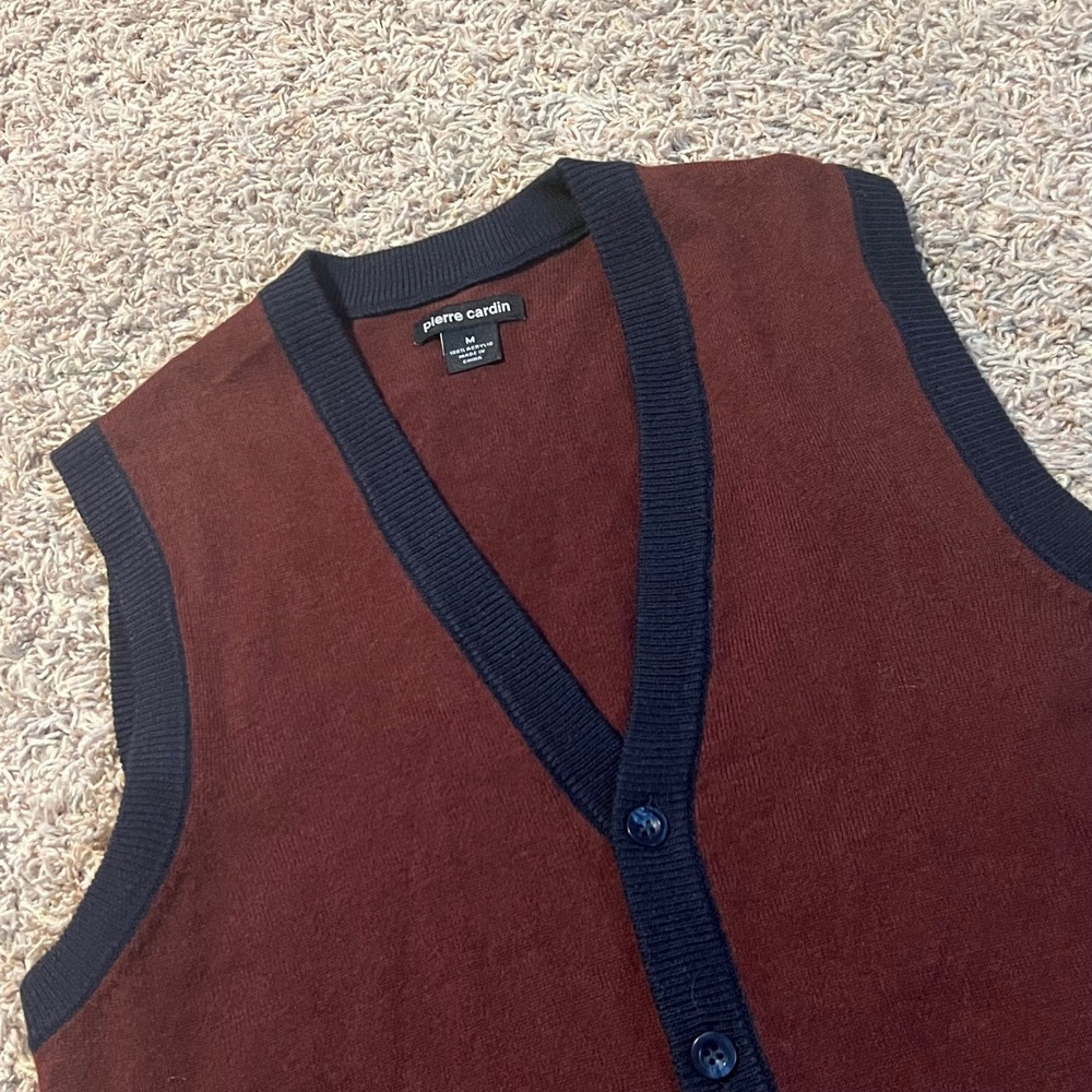 Pierre Cardin Mens Burgundy Navy Blue Button Front V-Neck Sweater Vest Medium